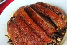 Estofado de carne porcina “Khau nhuc”. (Fotografía: baolangson.vn)