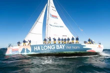 El equipo vietnamita de vela llamado "Ha Long Bay, Viet Nam". (Fotografía: baoquangninh.vn)