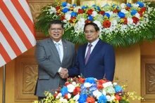 [Foto] Premier vietnamita se reúne con presidente de la Cámara de Representantes de Malasia