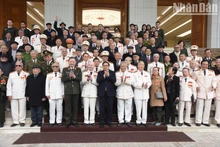 [Foto] Premier vietnamita se reúne con testigos históricos de la lucha antiyanqui nacional