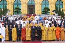 El presidente To Lam se reúne con representantes de las organizaciones religiosas en Hanói. (Fotografía: VNA)