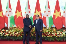 [Foto] Premier vietnamita se entrevista con presidente de Burundi