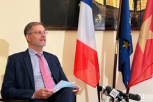 El embajador de Francia en Vietnam, Olivier Brochet. (Fotografía: Nhan Dan)