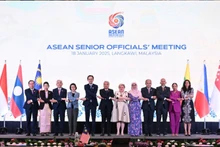 En la reunión de altos funcionarios de la Asean en preparación para la AMM. (Fotografía: Nhan Dan)