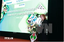 La embajadora adjunta de Noruega en Hanói, Mette Moglestue, en el seminario. (Fotografía: VNA)
