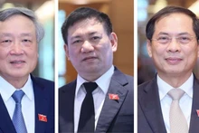 Los vice primeros ministros recién nombrados de Vietnam (de izquierda a derecha): Nguyen Hoa Binh, Ho Duc Phoc, Bui Thanh Son. (Fotografía: Nhan Dan)