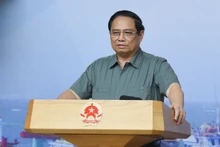 El premier Pham Minh Chinh habla en la sesión. (Fotografía: Nhan Dan)