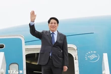 [Foto] Ceremonia de bienvenida al presidente de Vietnam en Aeropuerto Internacional Jorge Chávez