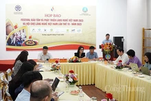 En la rueda de prensa. (Fotografía: congthuong.vn)