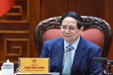 El primer ministro de Vietnam, Pham Minh Chinh, habla en la reunión. (Fotografía: Nhan Dan)