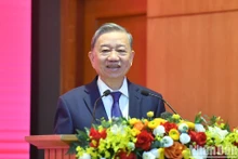 El secretario general del Partido Comunista de Vietnam, To Lam, interviene en la reunión. (Fotografía: Nhan Dan)
