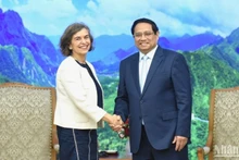 El primer ministro de Vietnam, Pham Minh Chinh, recibe a la embajadora española, Carmen Cano de Lasala. (Fotografía: Nhan Dan)