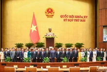 [Foto] Clausuran séptimo período de sesiones del Parlamento vietnamita de XV legislatura