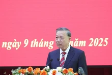 El secretario general del Partido Comunista de Vietnam, To Lam, interviene en la cita. (Fotografía: VNA)