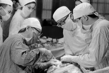 Médicos vietnamitas merecen la confianza del Partido, el Estado y el pueblo