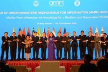 Dirigentes de los países participantes en la cita. (Fotografía: VNA)