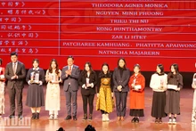 En el acto de premiación. (Fotografía: Nhan Dan)