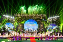 [Foto] Comienzan Año Nacional del Turismo - Dien Bien y Festival de la Flor “Ban”