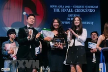 Nguyen Hoang Bao Lan (centro), campeona de MOVSA GALA 2023. (Fotografía: VNA)