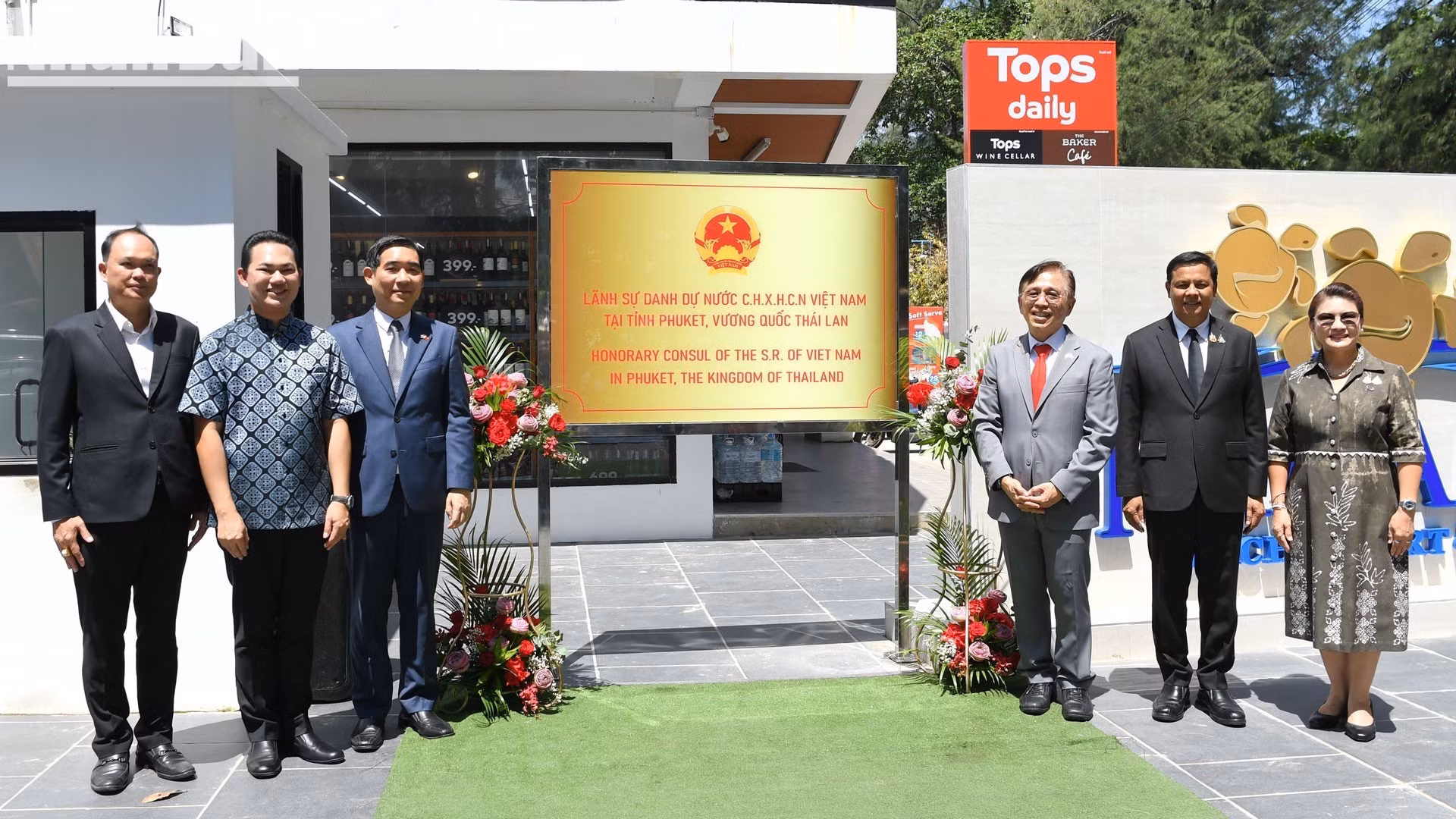 Inauguración de la Oficina del Cónsul Honorario de Vietnam en Phuket, Tailandia. (Foto: Nhan Dan)