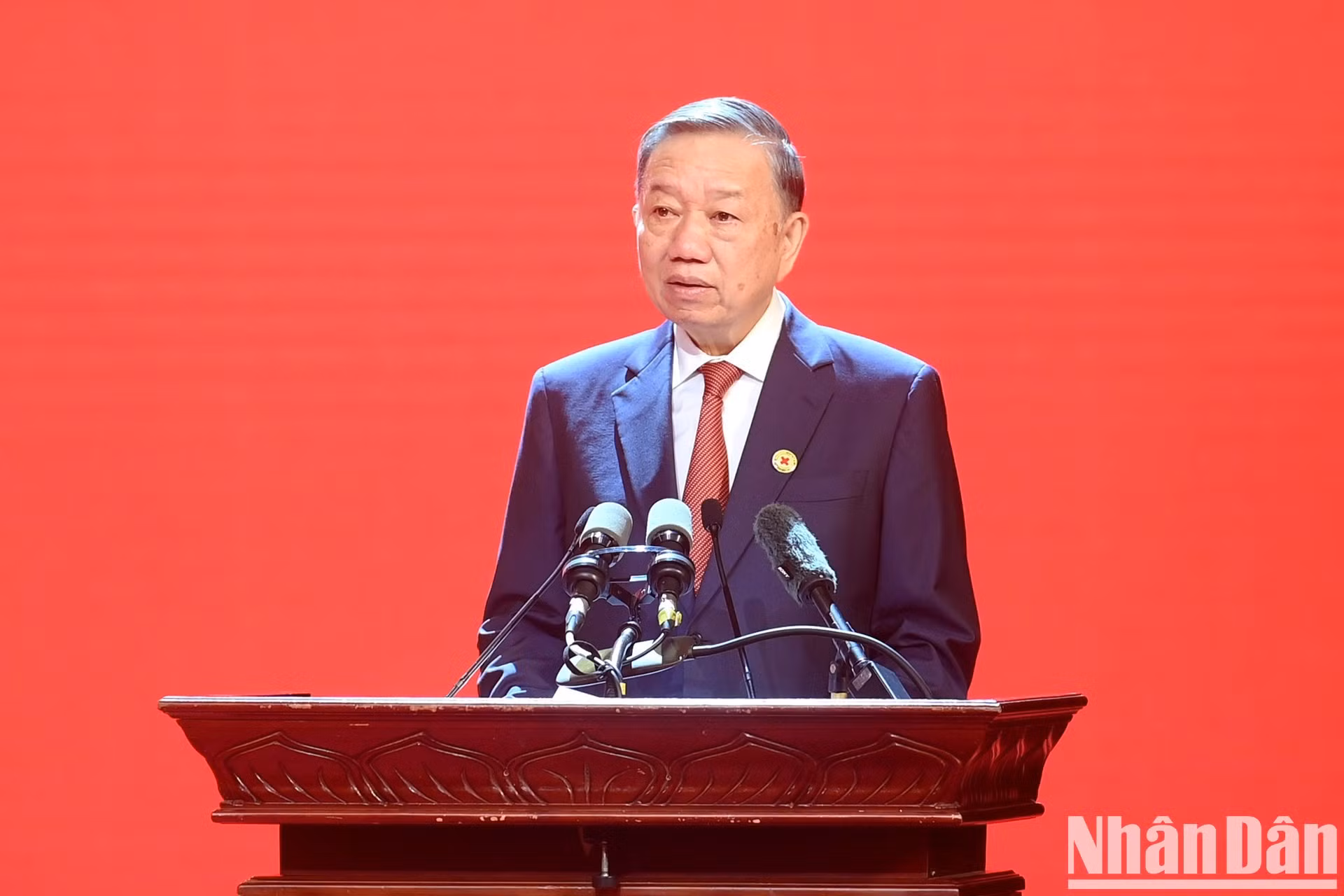 El secretario general del Partido Comunista y presidente de Vietnam, To Lam, interviene en la ceremonia.