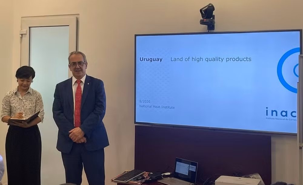 Gastón Escayola, presidente del Instituto Nacional de Carnes de Uruguay, habla en la actividad. (Foto: Khac Kien)