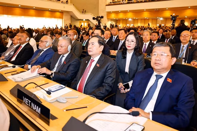 El presidente de la Asamblea Nacional de Vietnam, Tran Thanh Man, en la cita. (Foto: VNA)