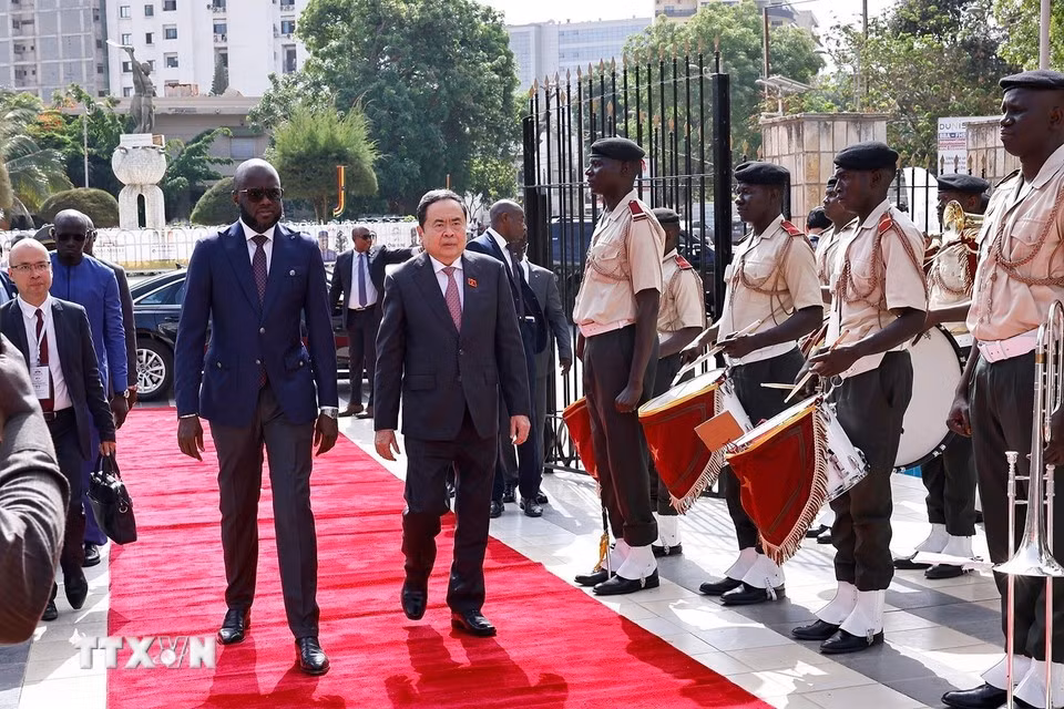 En la ceremonia de bienvenida. (Foto: VNA)