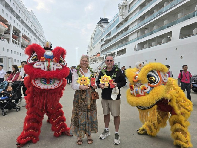 Turistas en Quang Ninh. (Foto: VNA)