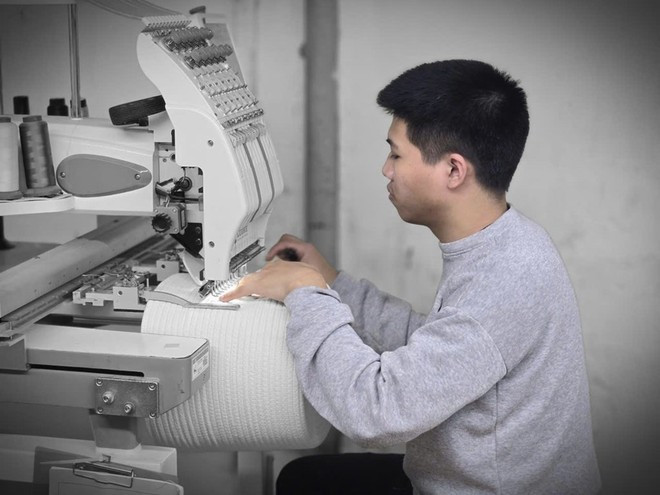 La empresa de ratán y bambú Ha Linh impulsa la transformación digital en su proceso de producción. (Foto: Bnews)