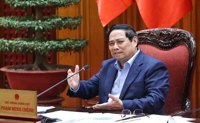 El primer ministro de Vietnam, Pham Minh Chinh, preside una reunión del Comité Permanente del Gobierno (Foto: VNA)