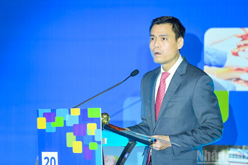 El viceministro de Relaciones Exteriores, Dang Hoang Giang, en la ceremonia. (Foto: Nhan Dan)