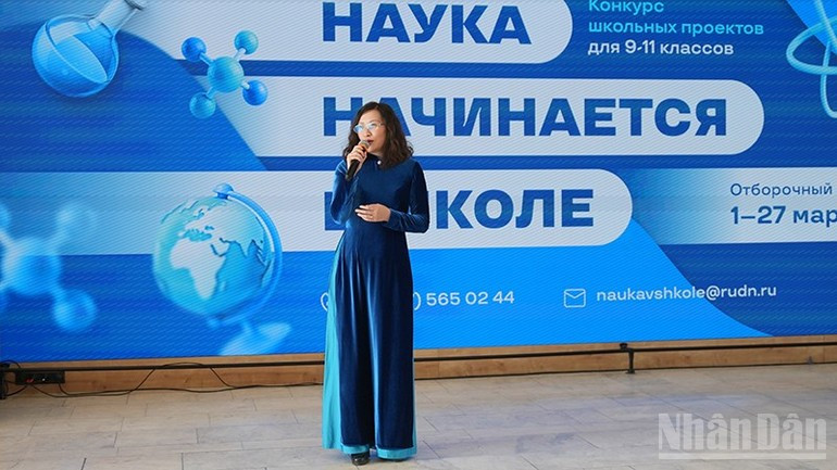 La doctora Mai Nguyen Tuyet Hoa interviene en el evento. (Foto: Xuan Hung)