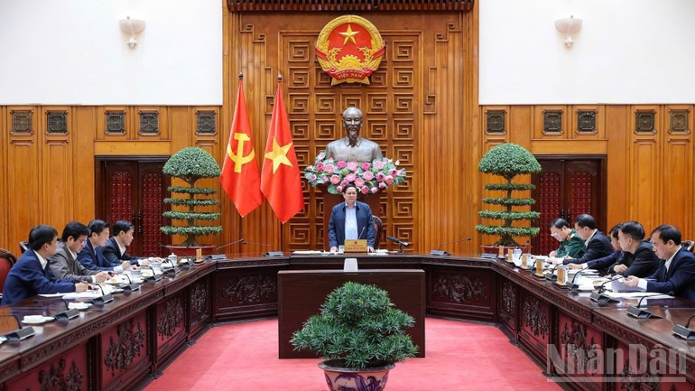 En la reunión. (Foto: Nhan Dan)