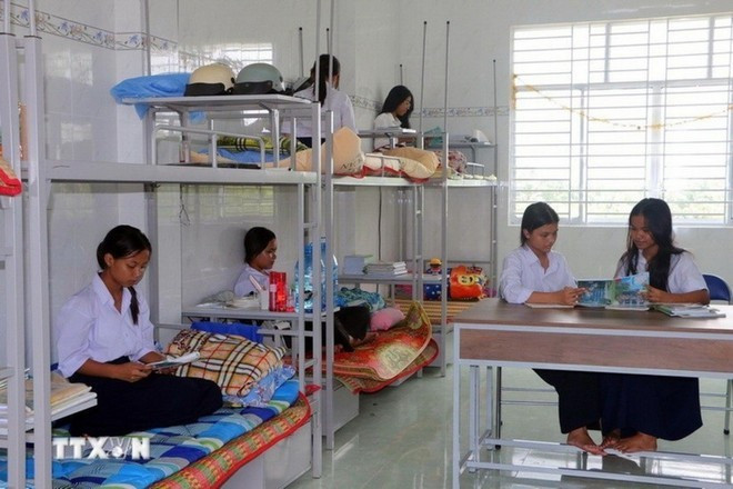 Dormitorio para estudiantes del Internado Étnico en la antigua provincia de Soc Trang. (Foto: VNA) Dormitorio para estudiantes del Internado Étnico en la antigua provincia de Soc Trang. (Foto: VNA)