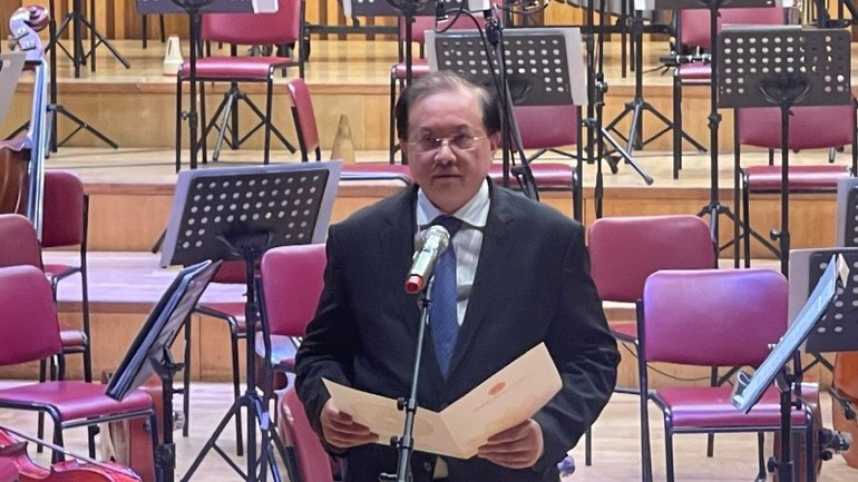 El viceministro vietnamita de Cultura Deportes y Turismo Ta Quang Dong en la apertura del evento.