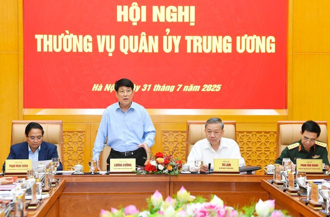 El presidente Luong Cuong habla en la reunión. (Foto: VNA) El presidente Luong Cuong habla en la reunión. (Foto: VNA)