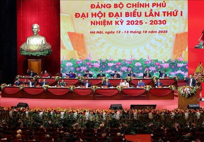 La primera Asamblea del Comité del Partido Comunista de Vietnam en el Gobierno para el período 2025-2030. (Foto: VNA) La primera Asamblea del Comité del Partido Comunista de Vietnam en el Gobierno para el período 2025-2030. (Foto: VNA)