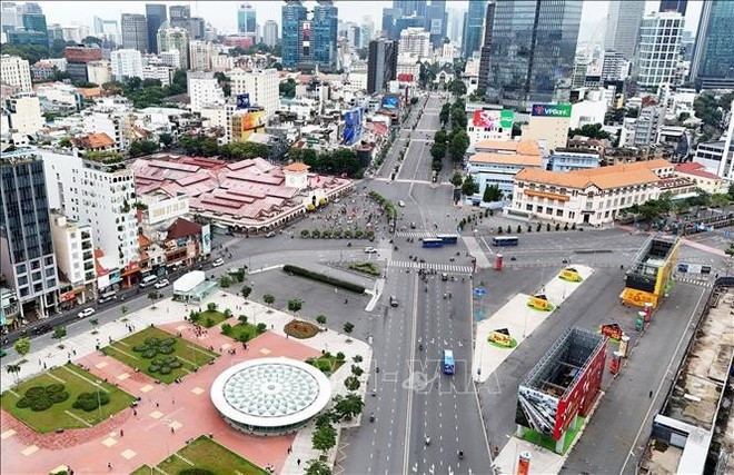 Se espera que Ciudad Ho Chi Minh sirva como centro de conexión entre el cine vietnamita y la comunidad cinematográfica mundial, contribuyendo activamente al crecimiento del cine regional y mundial. (Foto: VNA) Se espera que Ciudad Ho Chi Minh sirva como centro de conexión entre el cine vietnamita y la comunidad cinematográfica mundial, contribuyendo activamente al crecimiento del cine regional y mundial. (Foto: VNA)