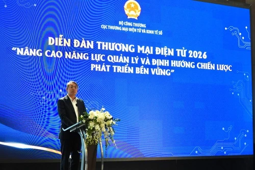 El subdirector del Departamento de Comercio Electrónico y Economía Digital del Ministerio de Industria y Comercio, Hoang Ninh (Foto: VNA)