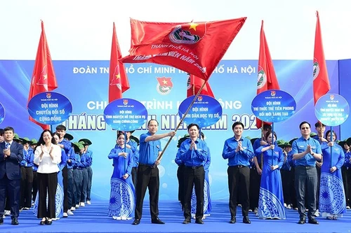 Jóvenes de Hanói lanzan el Mes de la Juventud. (Foto: Nhan Dan)