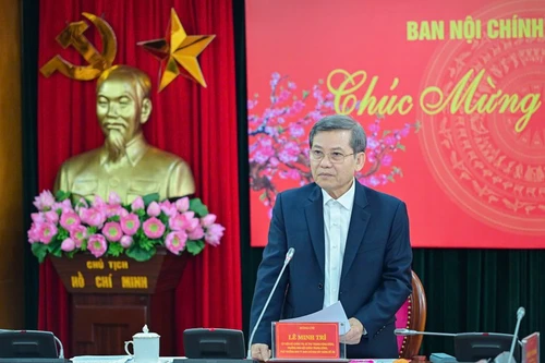 Le Minh Tri, miembro del Buró Político, secretario del Comité Central del Partido y jefe de su Comisión de Asuntos Internos, en el evento. (Foto: Nhan Dan)