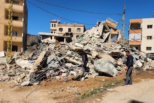 El ejército israelí ataca objetivos de Hezbolá en Beirut, la capital de Líbano. (Foto: Xinhua/VNA)