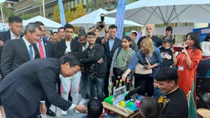 El stand de Ciudad Ho Chi Minh en la Semana de Promoción de Turismo de Vietnam en Australia.