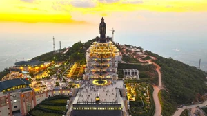 Tay Ninh, una tierra revolucionaria y un símbolo turístico de la región sudeste de Vietnam
