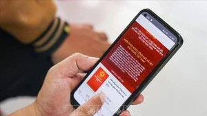 Millones de ciudadanos contribuyen a la enmienda constitucional a través de VNeID. Foto: VNA
