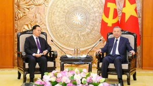 [Foto] Líder partidista vietnamita recibe al jefe de la Oficina del Comité Central del Partido Popular Revolucionario de Laos