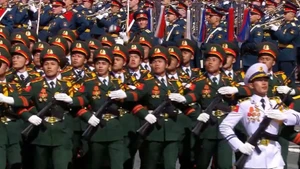 La delegación del Ejército Popular de Vietnam en el desfile. (Fotografía: Captura de pantalla)