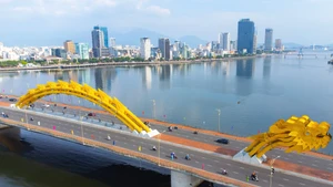 [Vídeo] Un día con los “niñeros del Dragón” en ciudad vietnamita de Da Nang