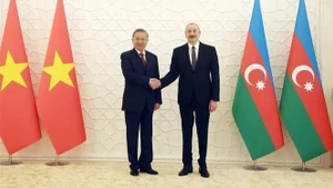 El secretario general del Partido Comunista de Vietnam, To Lam, y el presidente de Azerbaiyán, Ilham Aliyev. (Foto: VNA)